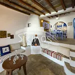Casa vacanze Traditional Seafront Family House *