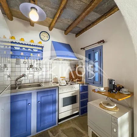 Traditional Seafront Family House *
