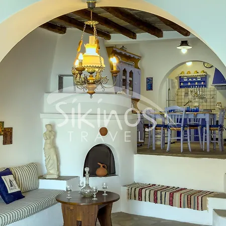 Dom wakacyjny Traditional Seafront Family House *