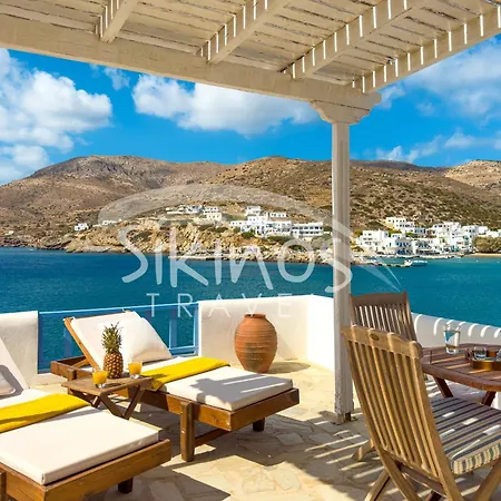 Traditional Seafront Family House *